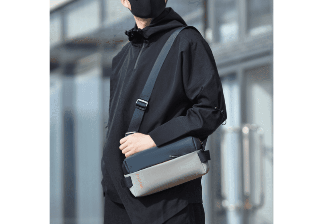 DXYZ-0344 Anti Theft Chest Bag Model Display