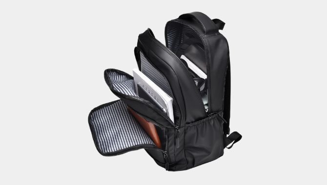 Main Compartment